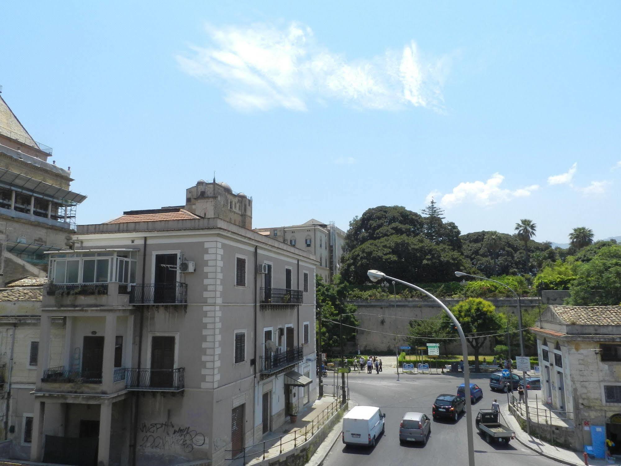 Orleans Apartments Palermo Exteriér fotografie